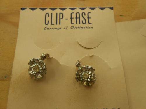 Vintage Earrings (Clip on)