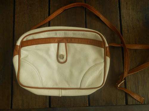 Vintage White and Tan Bag (La Borsa) 18 x 26cm