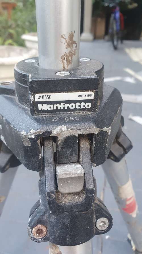 Manfrotto Heavy Duty Tripod