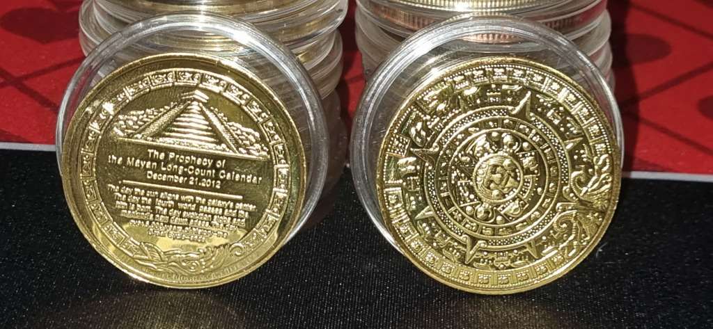 Vintage Maya Pyramid & Sundial Commemorative Coin