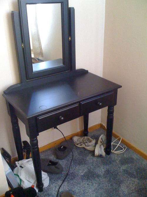 Dark Wood Dressing Table with Mirror and 2 Drawers