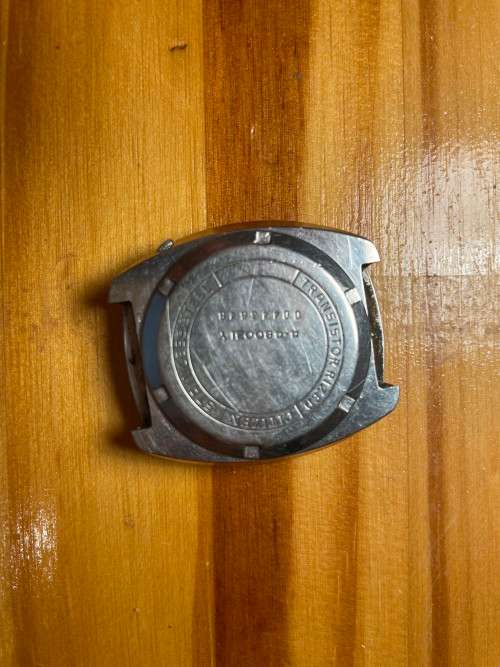 Quartz watches for spares or parts -R1 Start-