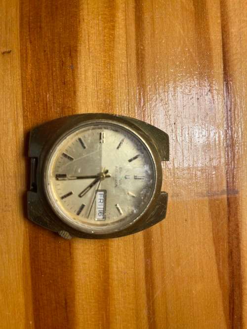 Quartz watches for spares or parts -R1 Start-