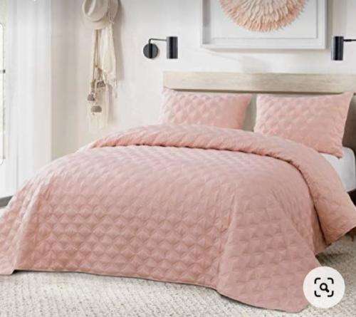 Fashionable 5 Piece cotton QUILT sets - FITS QUEEN AND KING