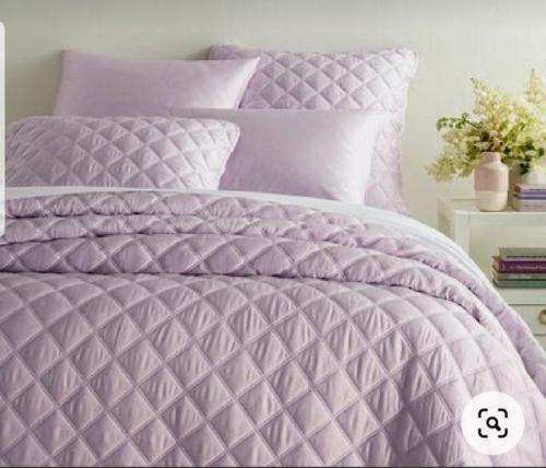 Fashionable 5 Piece cotton QUILT sets - FITS QUEEN AND KING