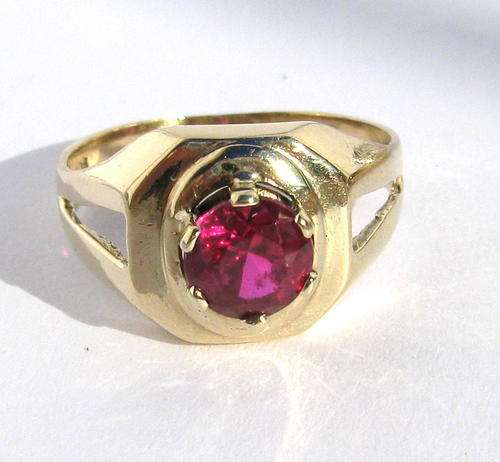 Gold Red Ruby Ring Solid 9ct