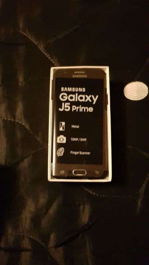 Samsung Galaxy J5 Prime - NEW!