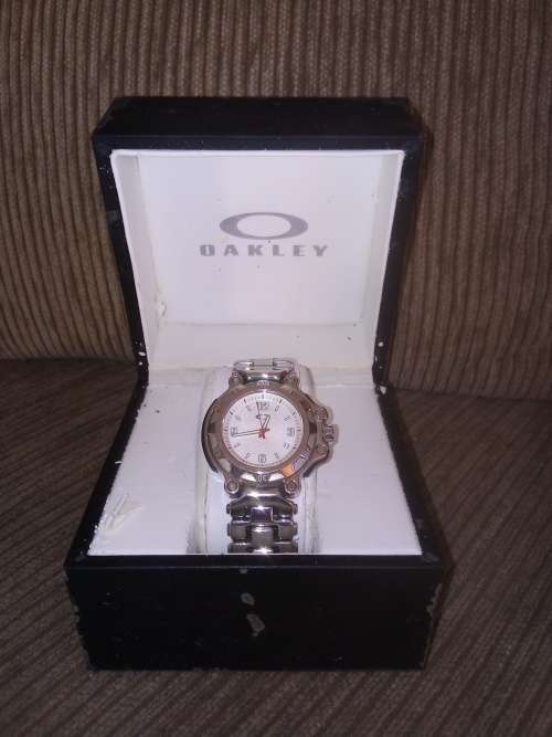 Oakley Crankcase - 3 Hand White  Face Watch