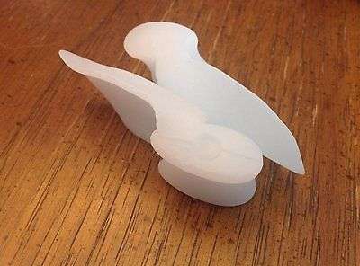 2Pc Soft Silicone Gel Toe Separators Straightener Bunion/Hammer toe Protector