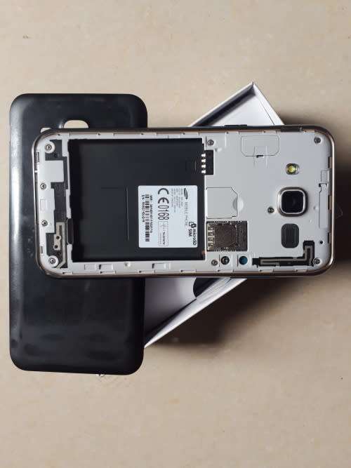 Samsung Galaxy J5 **Stuck on Samsung Logo*