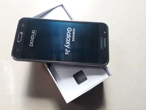 Samsung Galaxy J5 **Stuck on Samsung Logo*