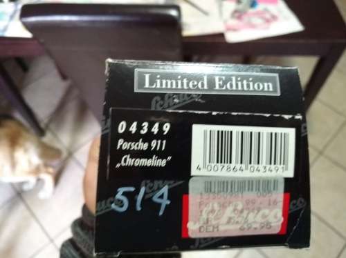 Porsche 911 "Chromeline"