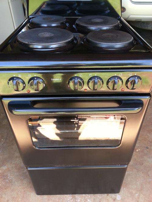 Defy Compact 4 Stove & Oven