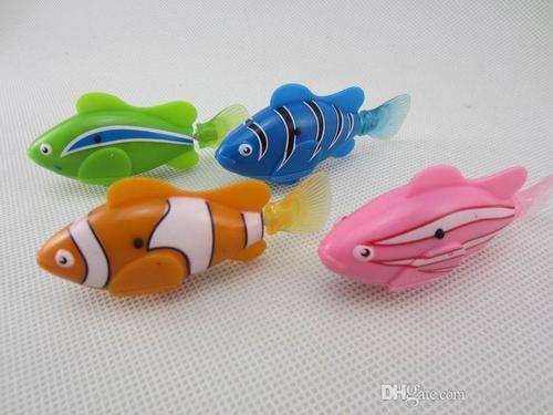 Twin Pack of Happy Fish - bath time fun for little ones! ( 2 packs of Happy Fish = 1 bid)