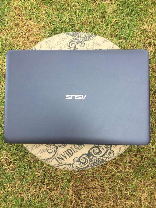 Asus X543M Professional Laptop