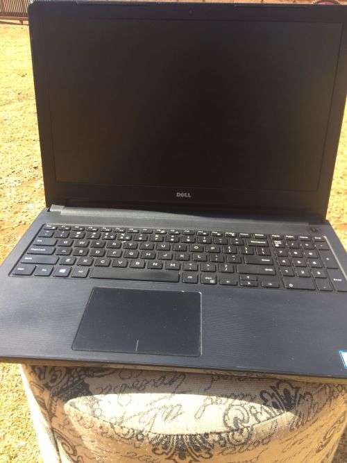 Dell vostro 3559