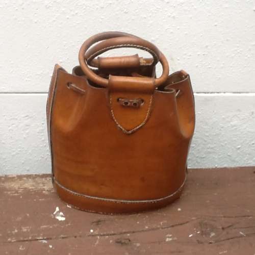 A Vintage Leather Tan Bag.