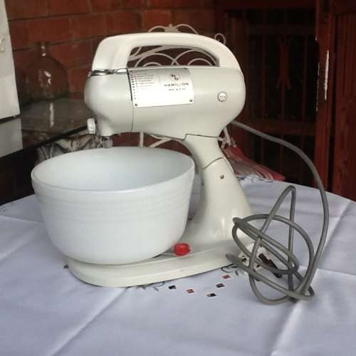 A Retro Hamilton Beach Electric Mixer. 1950's. Perfect Working Order.