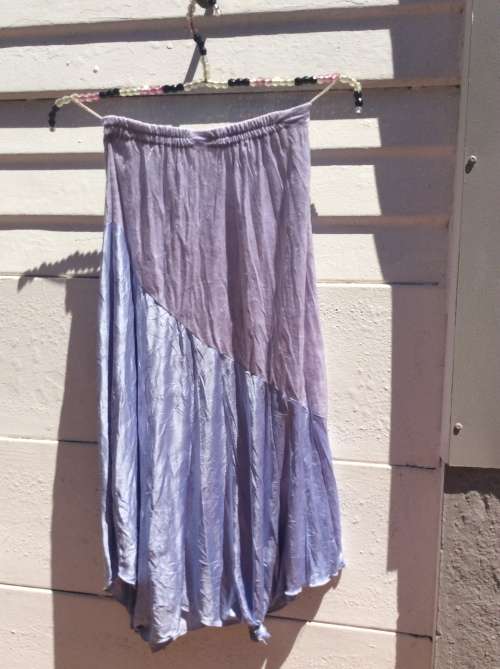 A Pale Blue Skirt in Velveteen and Satin.  Size : 34/36.