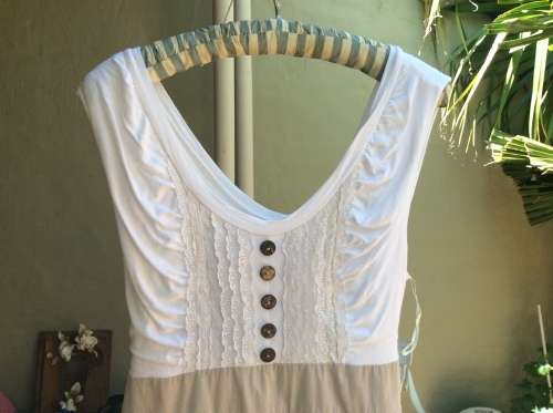 A Pretty Cream and Beige Dress,  Label :  Identity,  Size :40.