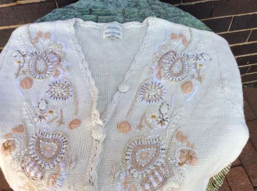 A Vintage Knitted Cardigan with Lovely Detail, in Cream White. Make  Equador,  Size Large.,