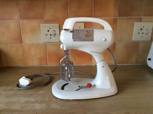 A Retro Hamilton Beach Electric Mixer. 1950's. Perfect Working Order.
