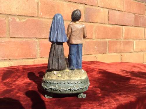 A Pretty Little Ornament.