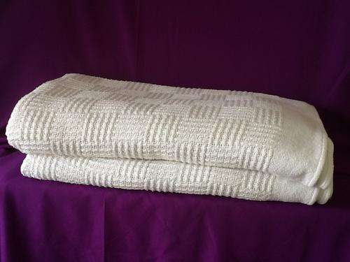 A Lovely White Throw For A Double Bed. 100 Cotton.