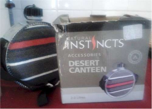 Desert canteen 2 litre water bottle with shoulder strap