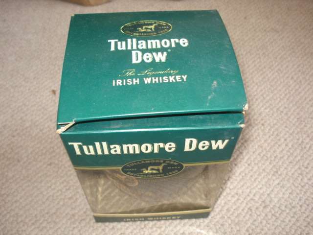 SCARCE COMMEMORATION 2000 CERAMIC DECANTER SEALED FULL AND BOXED-TULLAMORE DEW-SEE BELOW