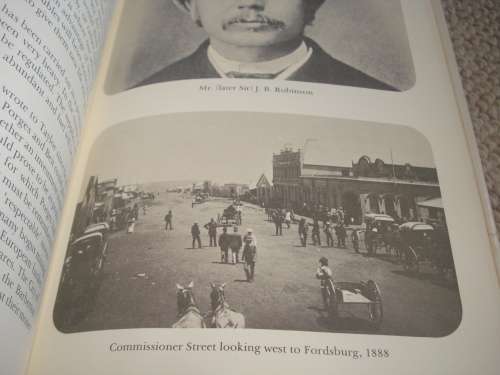 SCARCE BOOK " THE CORNER HOUSE-THE EARLY HISTORY OF JHB "-SIGNED BY A.P.CARTWRIGHT