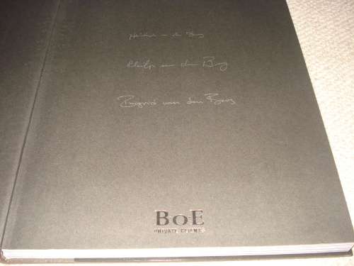 NO BETTER WORD THAN " STUNNING " A MUST HAVE COFFEE TABLE BOOK