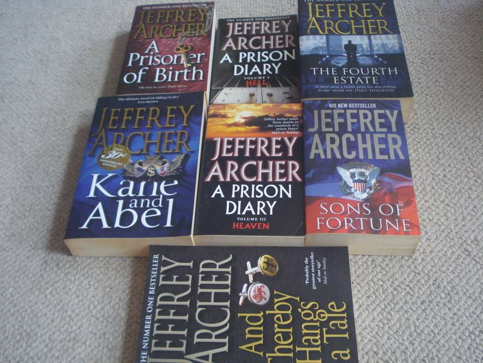CHRISTMAS BONANZA- ALL SIGNED JEFFREY ARCHER  7 BOOKS-READ BELOW