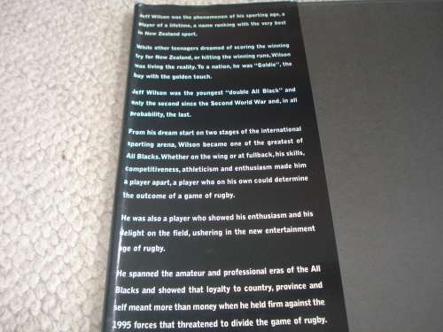 SCARCE BOOK " SEASONS OF GOLD " SIGNED BY ALL BLACKS STAR JEFF WILSON-READ POSTAGE BELOW