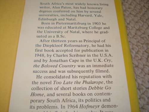 VERY SCARCE AFRICANA " KNOCKING ON THE DOOR " SIGNED BY ALAN PATON !!!!