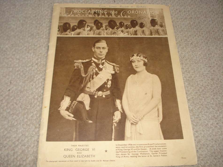 GB-KGVI STUNNING COLLECTION ON 12 PAGES PLUS 30 PAGE " PROCLAIMING THE CORONATION " 1937