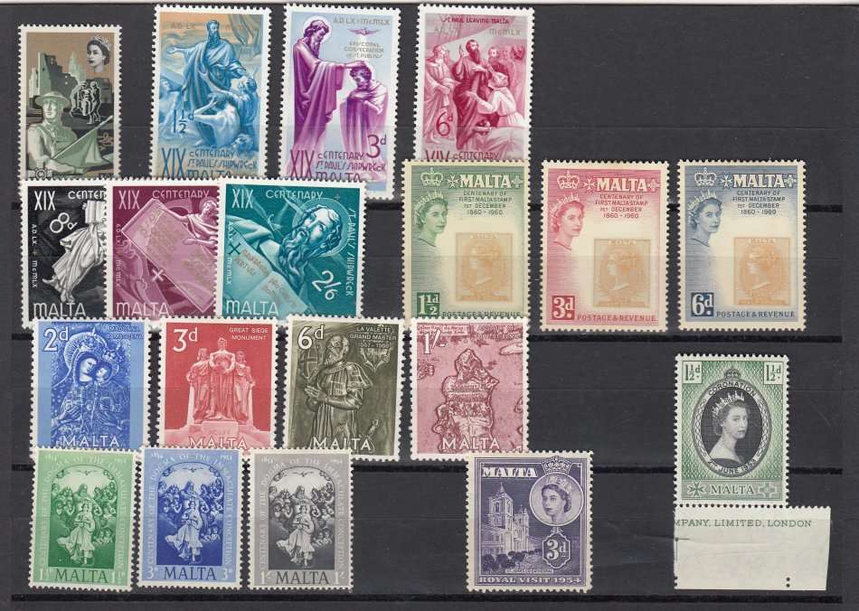 MALTA-QEII VERY FINE MINT LOT-LIGHT HINGE REM.