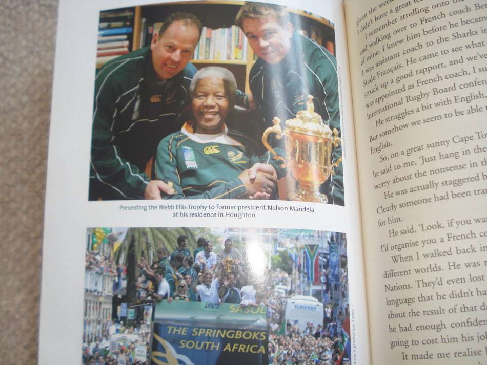 SCARCE " IN BLACK AND WHITE-THE JAKE WHITE STORY " SIGNED BY JAKE !!