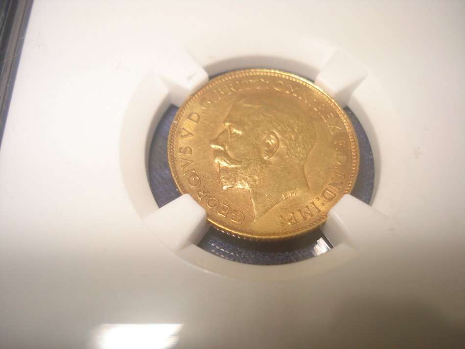 UNION-KGV-SCARCE 1926 1/2SOV   AU58  FINE GOLD COIN