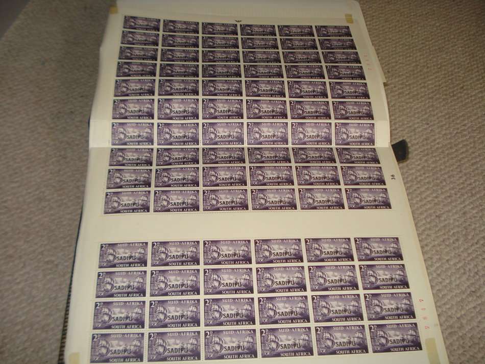 UNION-VERY EXPENSIVE LEATHER BOUND GOLD EDGING ALBUM WITH BLOCKS/PANES ETC-SEE BELOW !!!