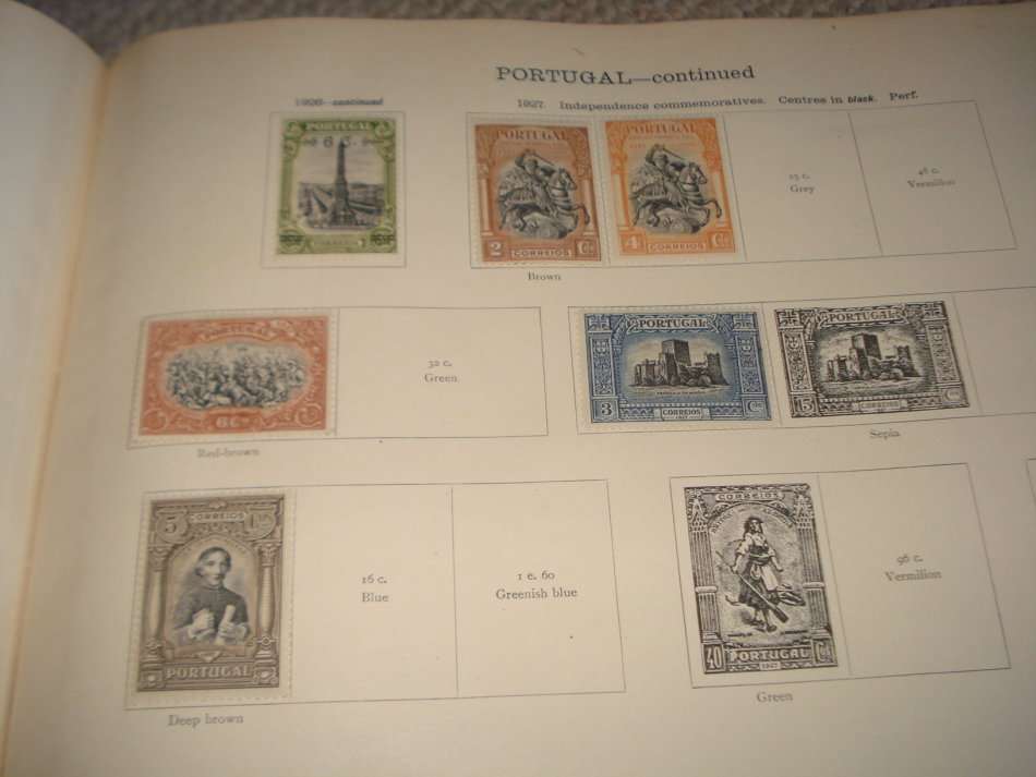 LARGE OLD STANLEY GIBBONS ALBUM 100`S OF PAGES-READ BELOW