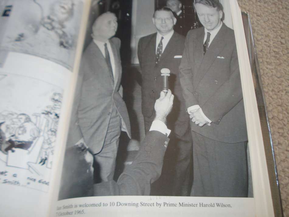 RARE BOOK !! " THE GREAT BETRAYAL-IAN SMITH " SIGNED BY PRIME MINISTER OF RHODESIA-STUNNING BOOK !!!