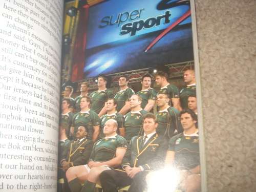 SCARCE BOOK SIGNED BY LEGEND JOHN SMIT-SA RUGBY CAPTAIN