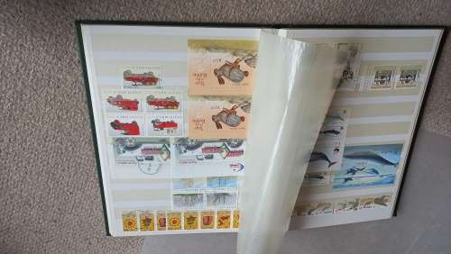 RSA-MASSIVE COLLECTION IN 16 DOUBLE SIDED STOCK BOOK-MANY INTERESTING.