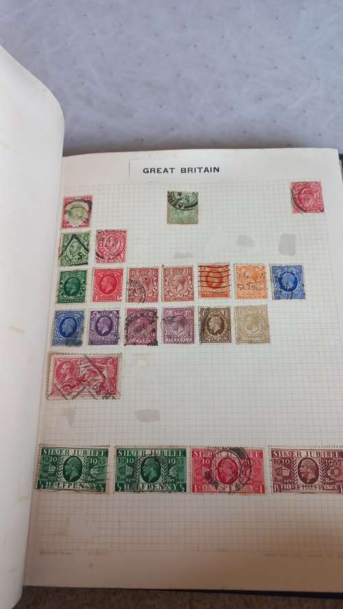 ALBUM WITH MANY COUNTRIES SOME NICE CHINA USA AND MORE-SOME CONDITION ISSUES