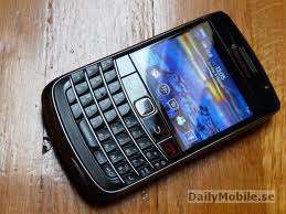 NEW BLACKBERRY 9700 (LOCAL STOCK IN BOX)