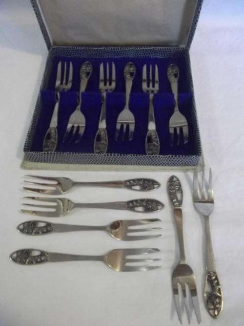 'N DOSYN VOORTREKKER KOEKVURKIES IN NIKKEL SILVER - NOOIT GEBRUIK NIE