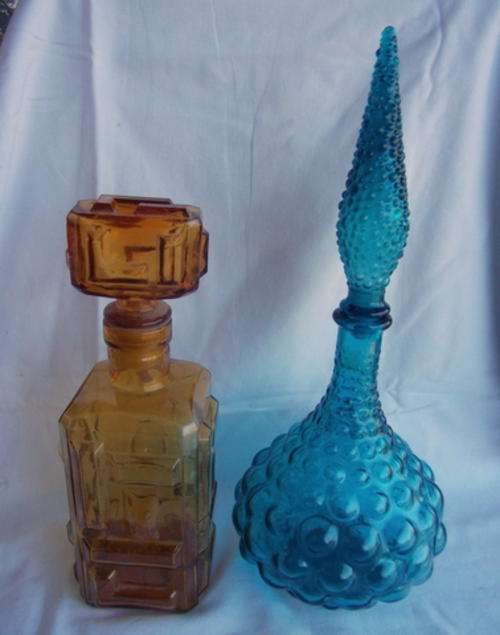 TWO FABULOUS RETRO BUBBLE BATH BOTTLES