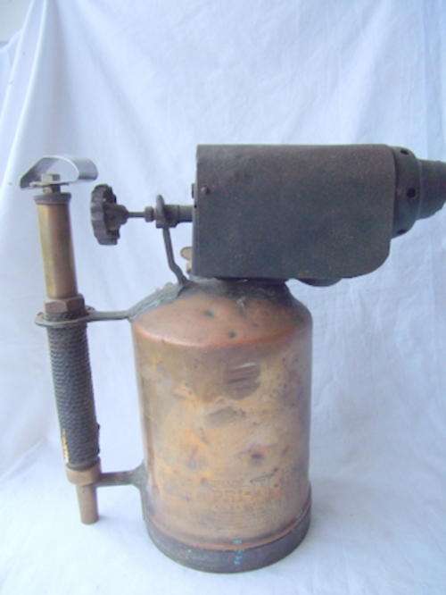 PRIMUS No 605 BLOWTORCH - STRONG AND INDUSTRIAL LOOKING APPLIANCE