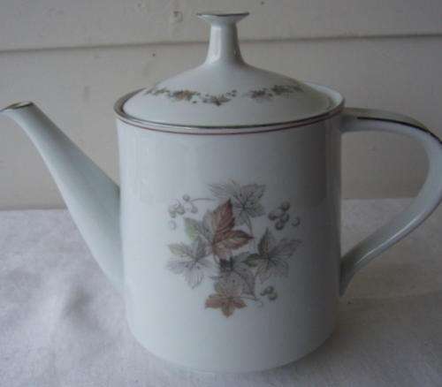 NORITAKE - WOODLEY DESIGN - TEAPOT